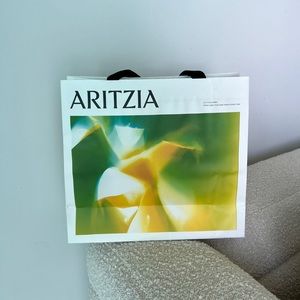 Aritzia shopping bag unisex